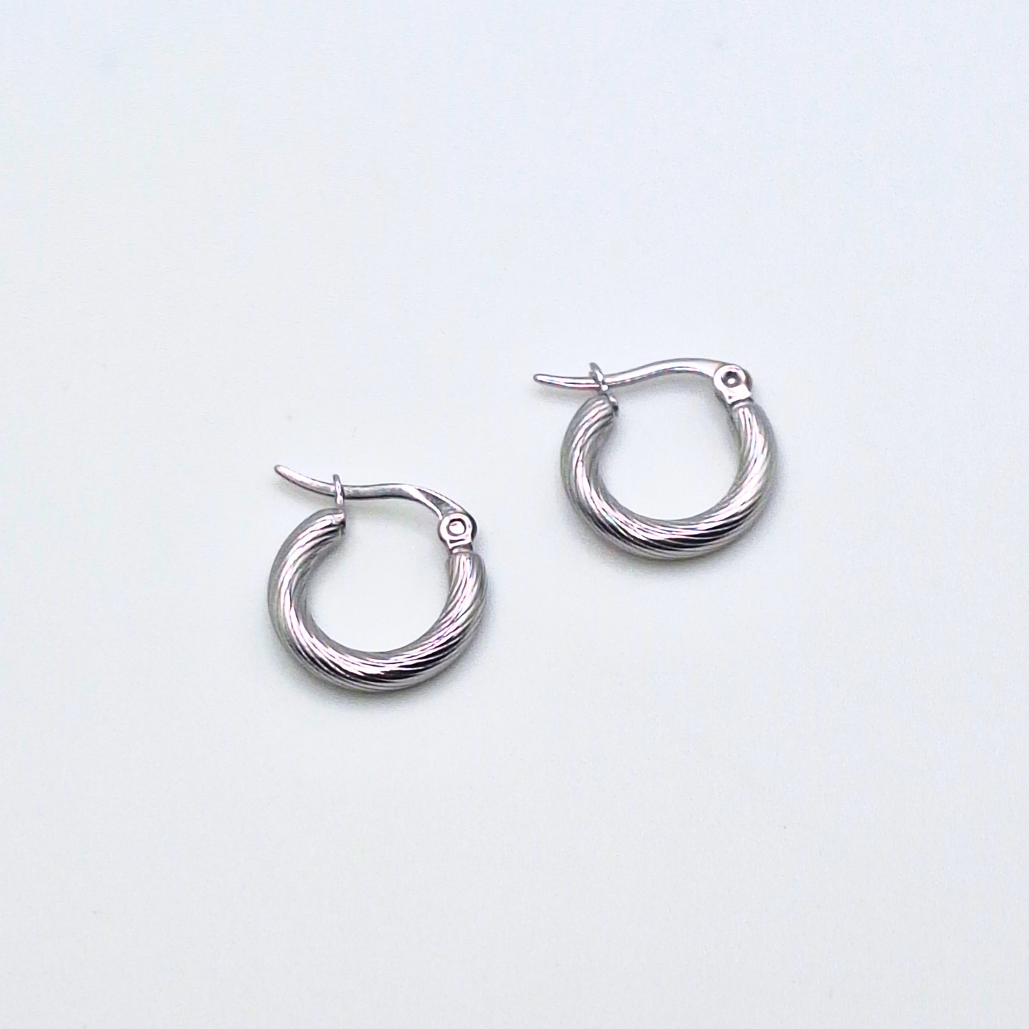 Minimal Textured Hoop Earrings