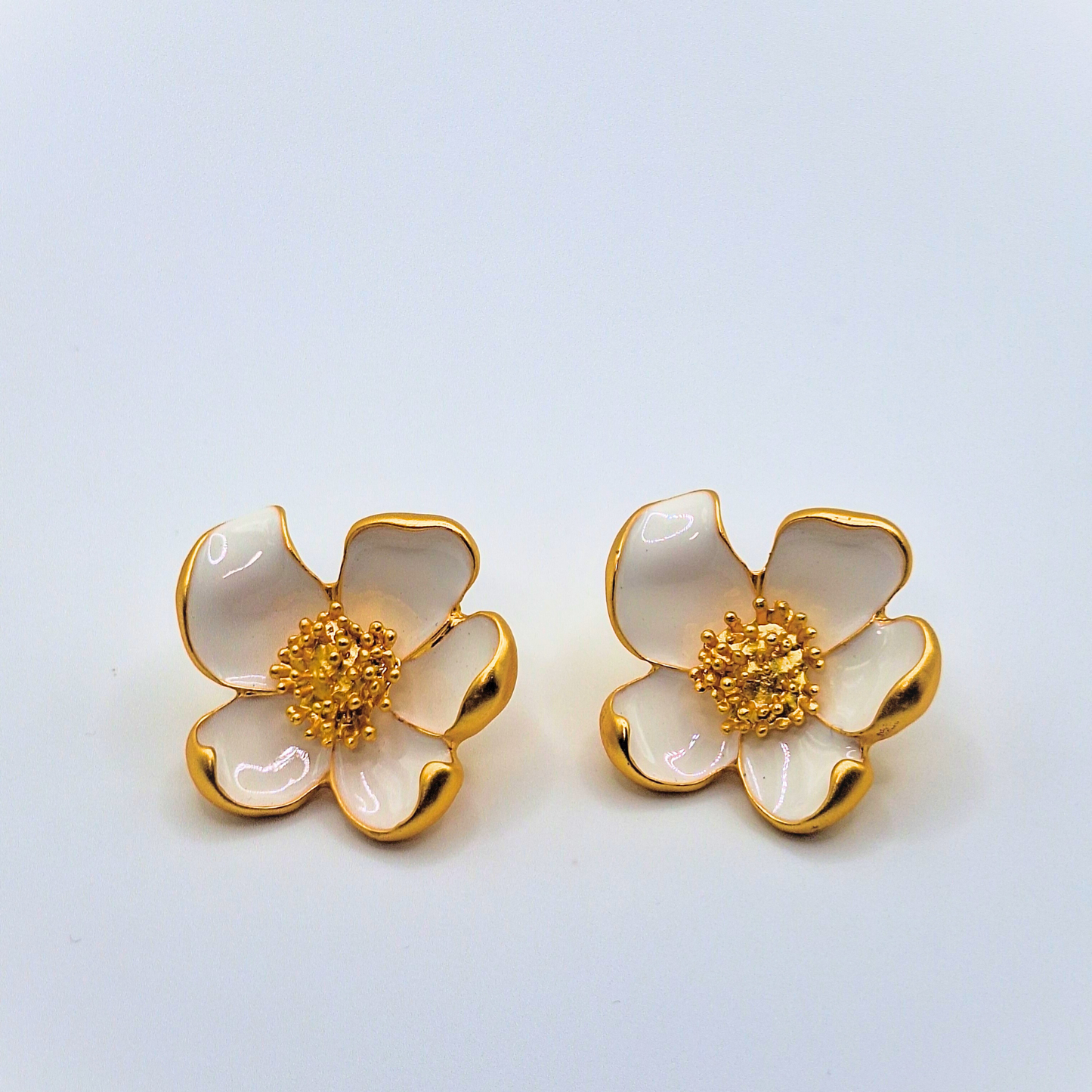 White Blossom Gold Stud Earrings