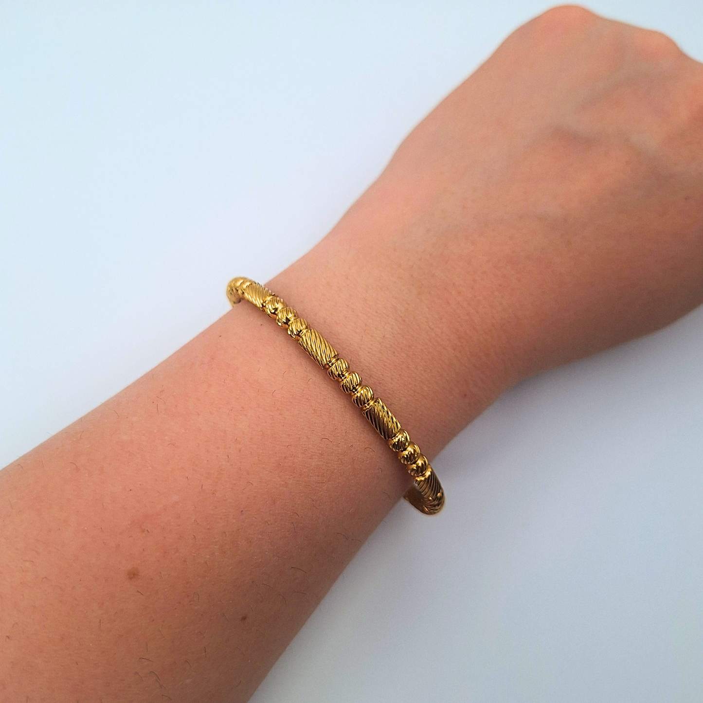 Rope Texture Gold Bangle Bracelet