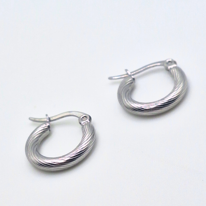 Minimal Textured Hoop Earrings