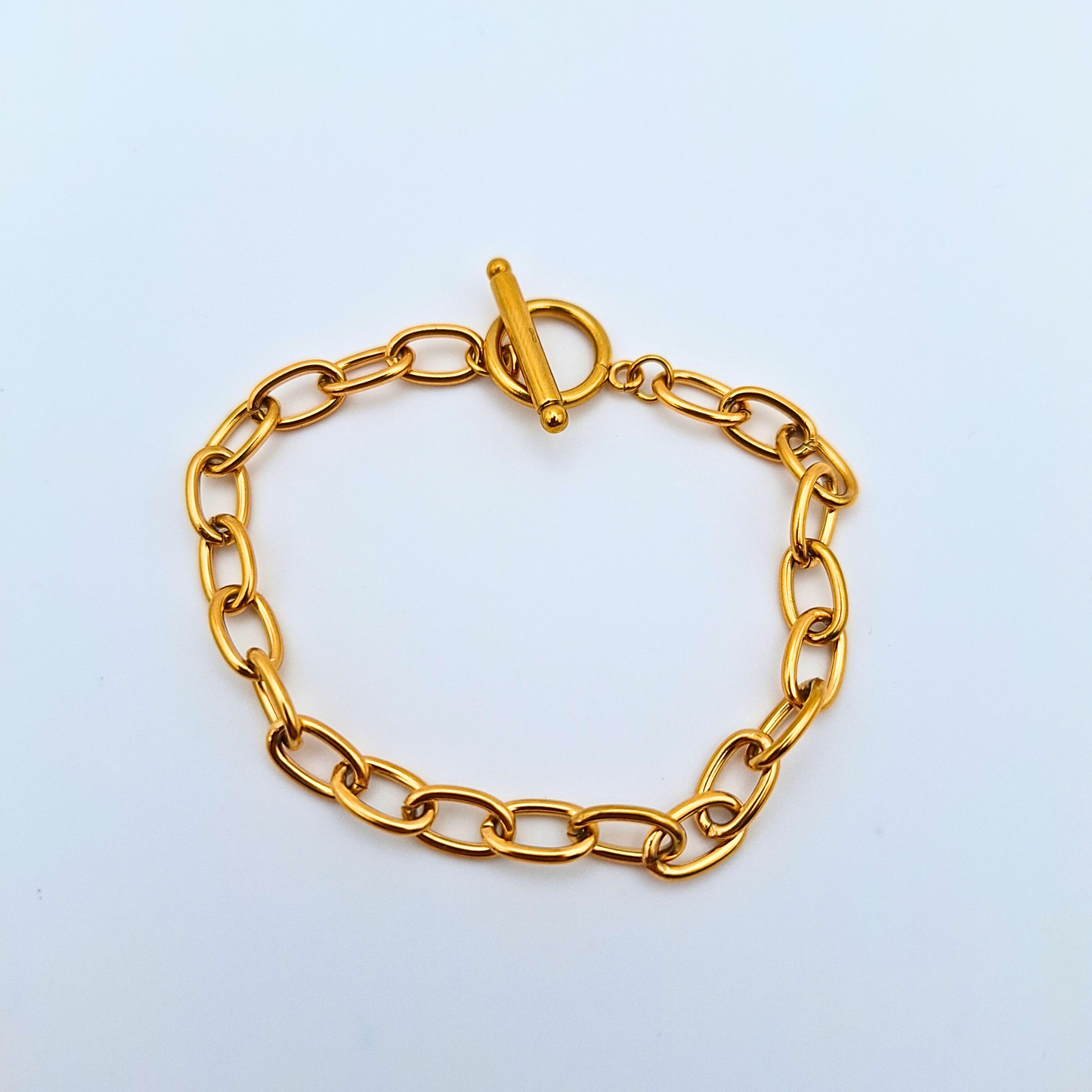 Classic Gold Link Toggle Bracelet