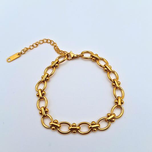 Delicate Linked Gold Bracelet