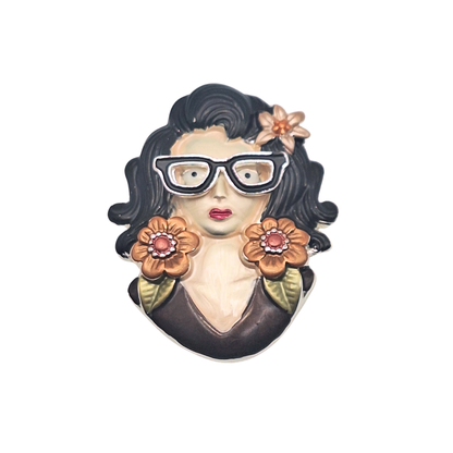 Retro Muse Magnetic Brooch