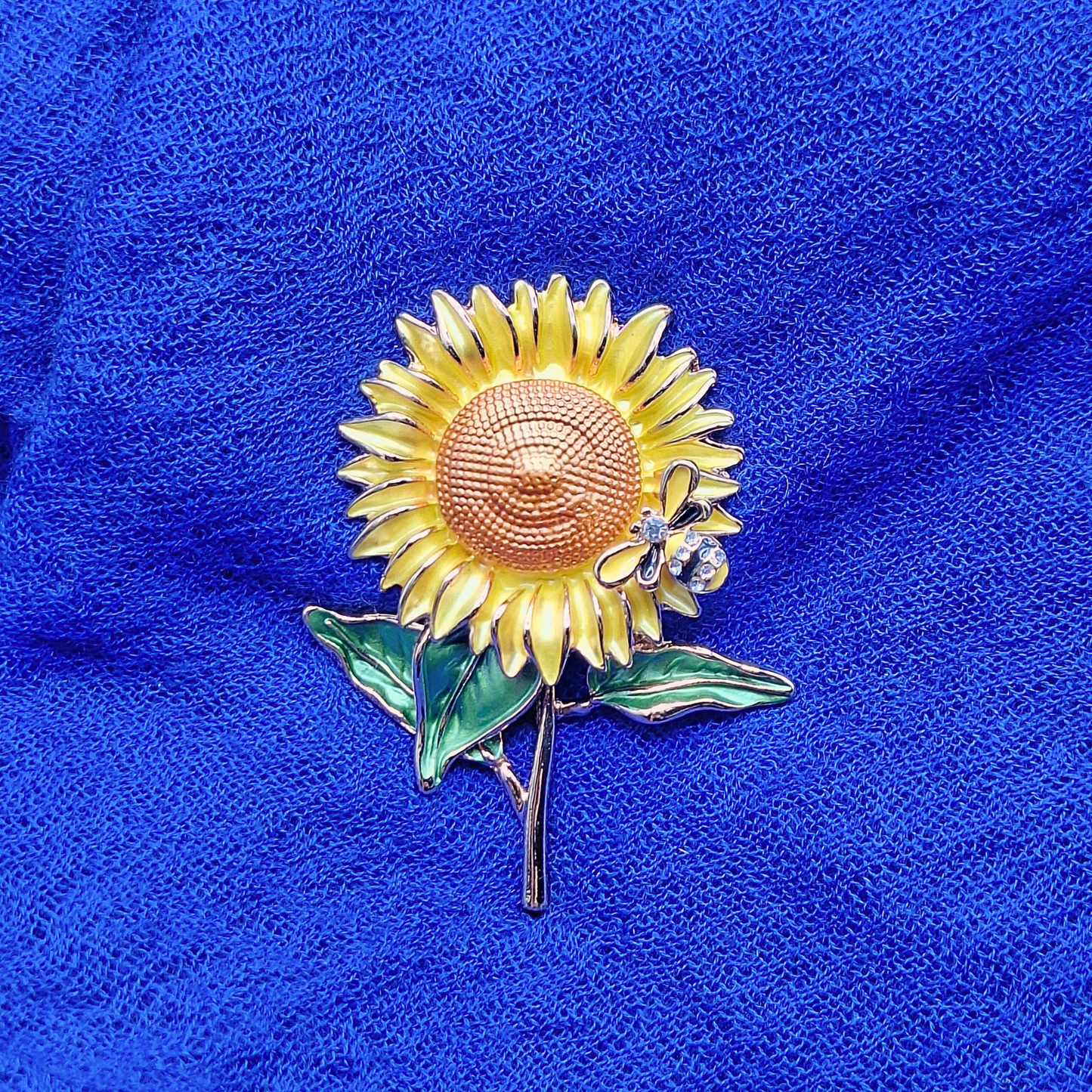 Sunflower & Bee Magnetic Brooch